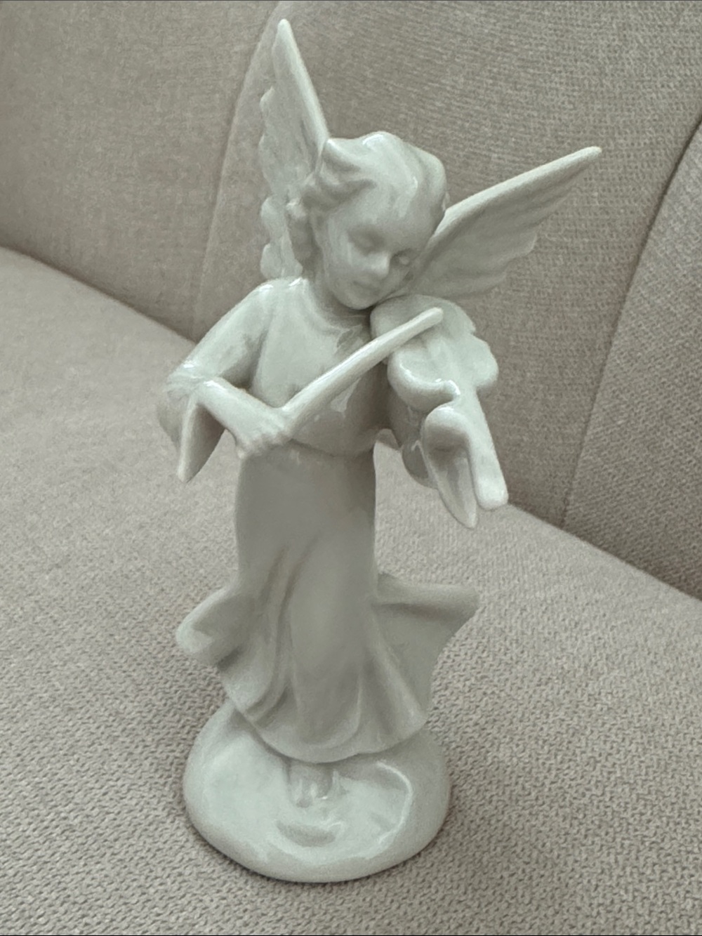 Dresden Porcelain "Angels Heavenly Band" 5” Figurine With Violin